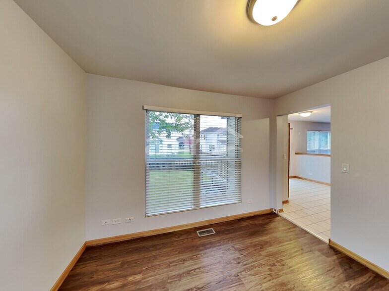 Building Photo - 509 Rebecca Ln