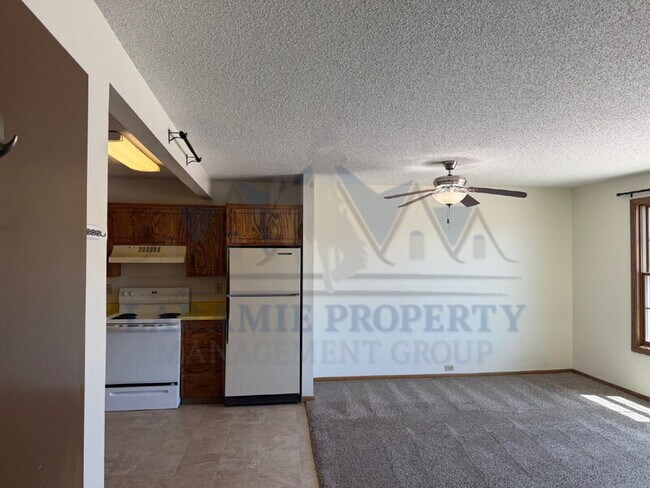 Building Photo - 1711 Fetterman Dr