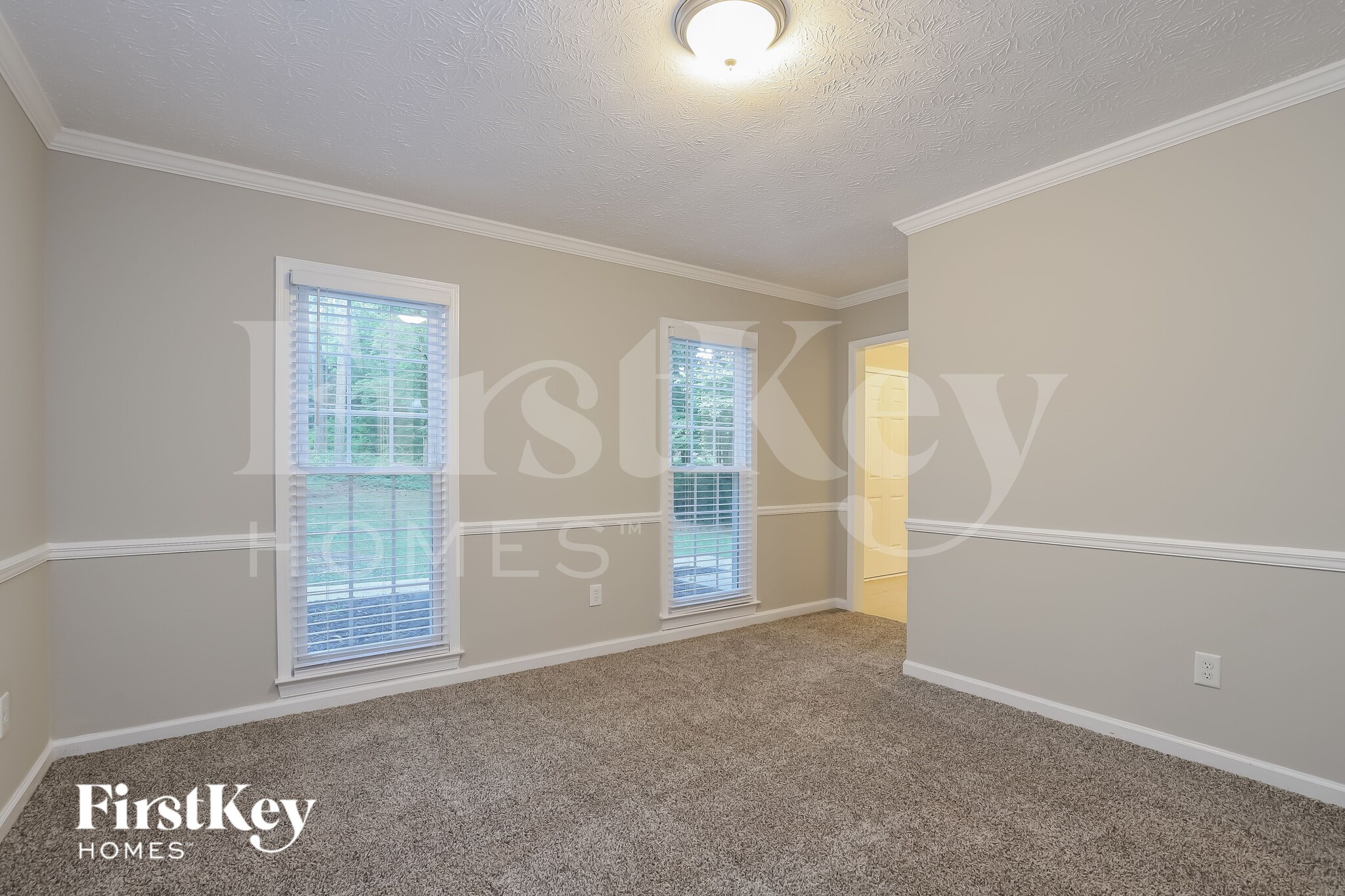 Building Photo - 3585 Chastain Ct
