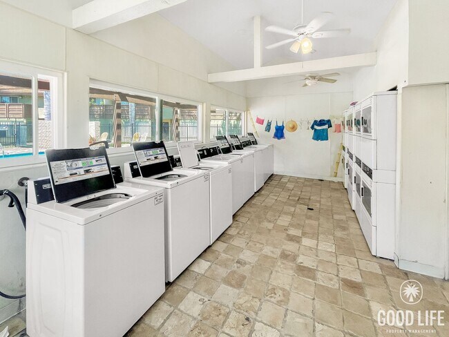 Building Photo - Great 2B/2BA Condo in Oceanside!