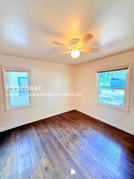 Building Photo - 16720 Rockdale St