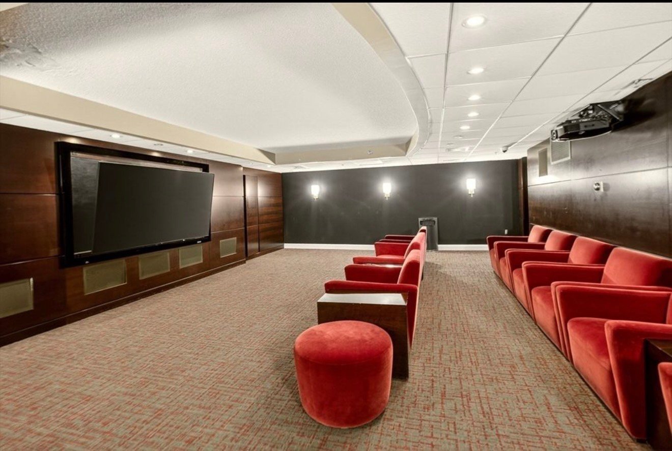 Building Photo - 10 Museum Way