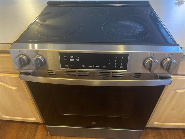 Building Photo - 5653 Phelps St