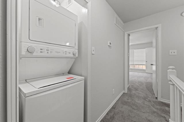 Building Photo - 3550 Country Square Dr