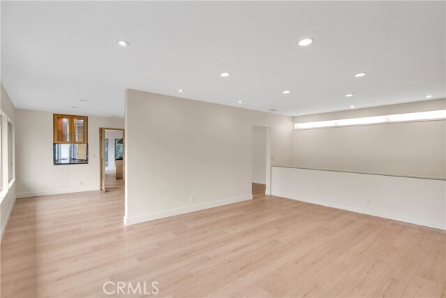 Building Photo - 859 St Katherine Dr