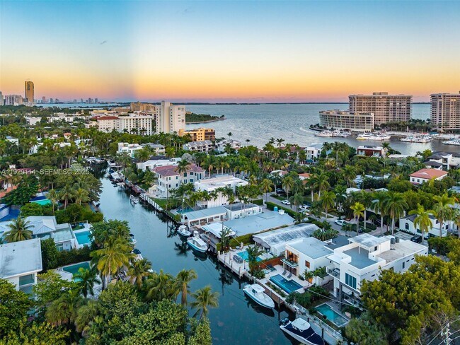 Building Photo - 1815 Fairhaven Pl