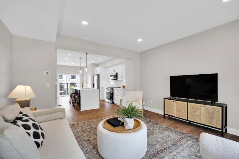 Building Photo - 4486 Butterfield Pl