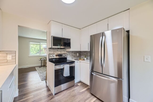 Building Photo - 1505 Findlay Way