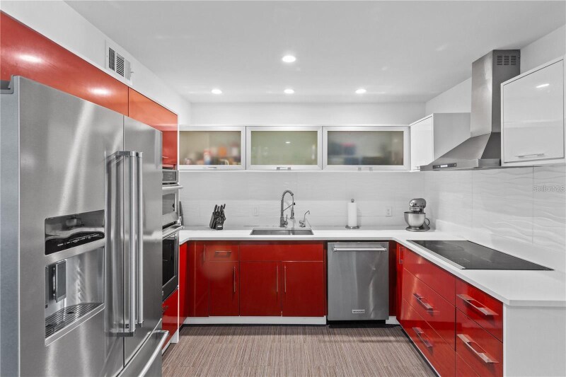 Building Photo - 11734 Lake Willis Dr