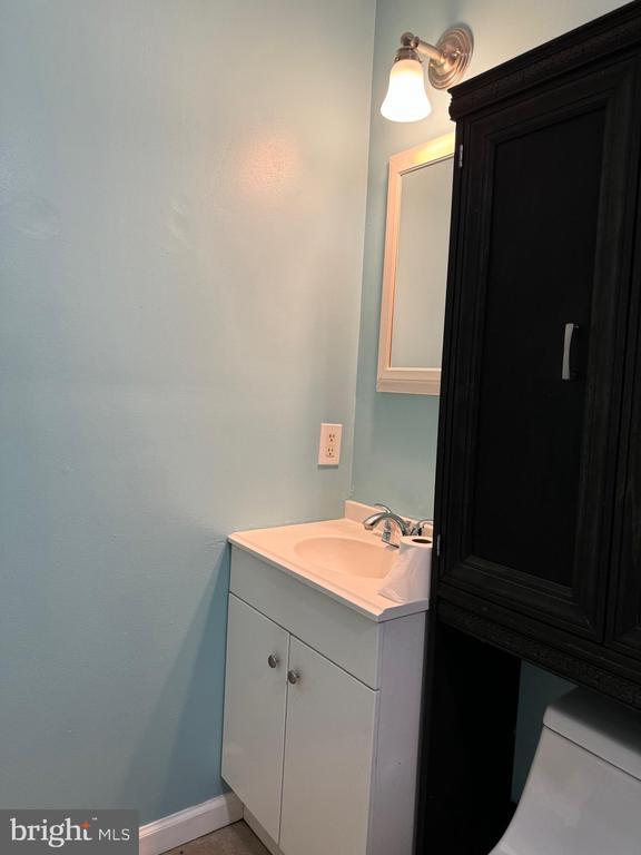 Building Photo - 22 Maryland Ave