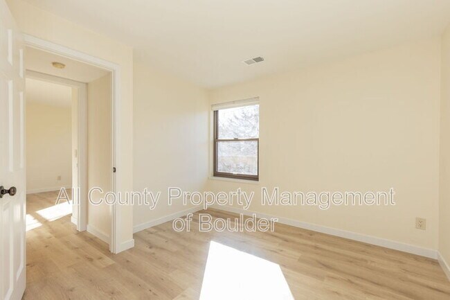 Building Photo - 2905 Shadow Creek Dr