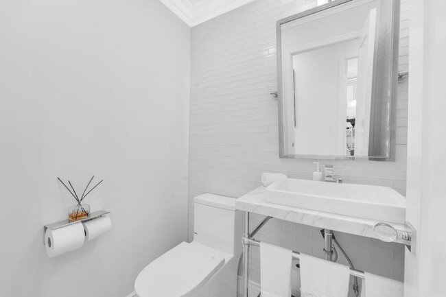 Building Photo - 600 Pennsylvania Ave