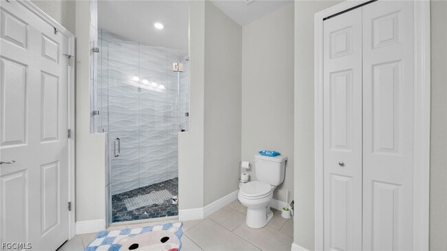 Building Photo - 221 Chiquita Blvd N