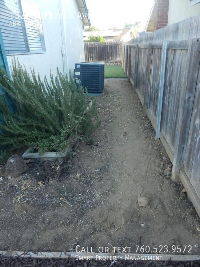 Building Photo - 13227 Neddick Ave