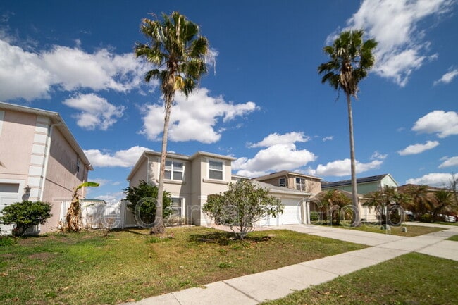 Building Photo - 1215 Kempton Chase Pkwy