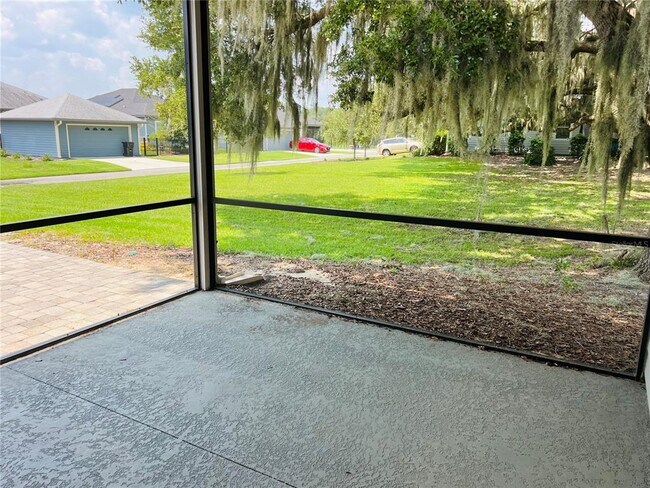 Building Photo - 12037 SW 28th Ave