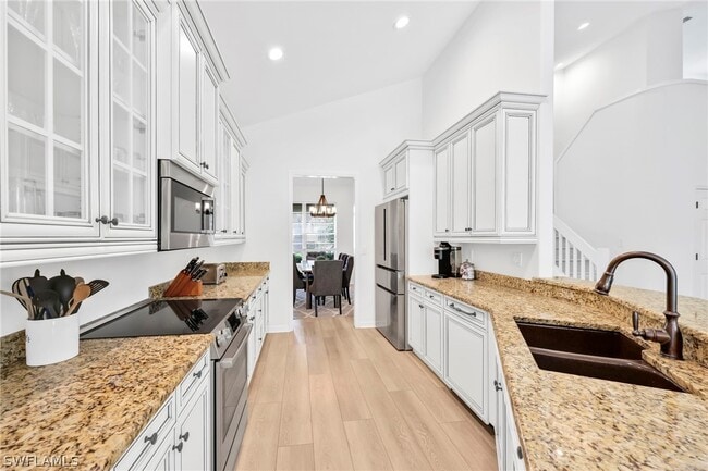 Building Photo - 8924 Ventura Way