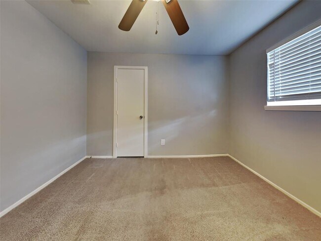 Building Photo - 22203 Barrygate Cir
