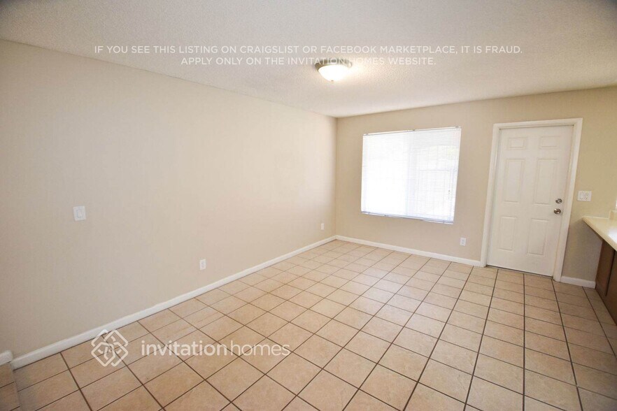 Building Photo - 3302 W Angela Dr