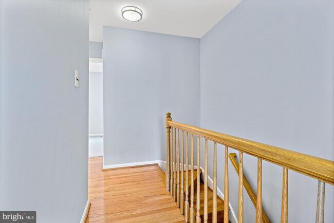 Building Photo - 9553 Cherry Oak Ct
