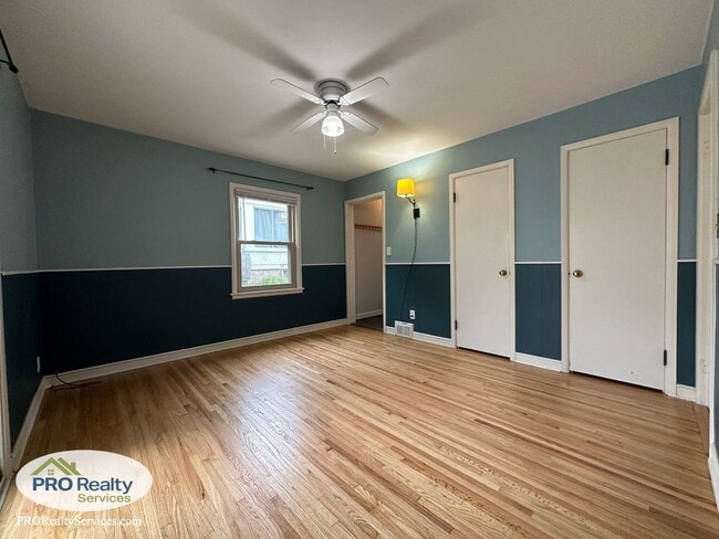Building Photo - 3 Bedroom Home in St. Paul