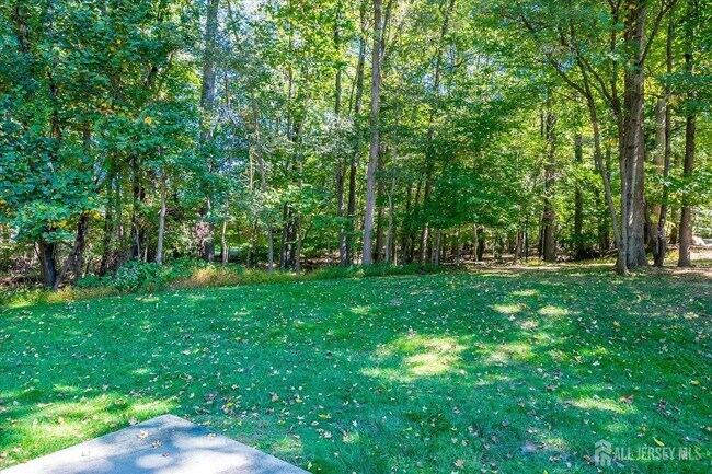 Building Photo - 1801 Timber Oaks Rd