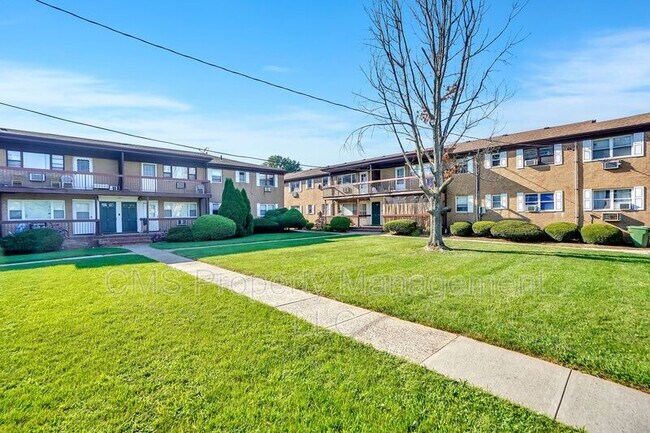 Building Photo - 55 Gill Ln