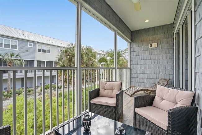 Building Photo - 3162 Moorings Dr S
