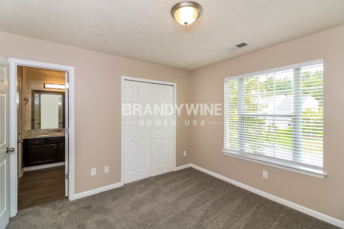 Building Photo - 3801 Wexford Dr