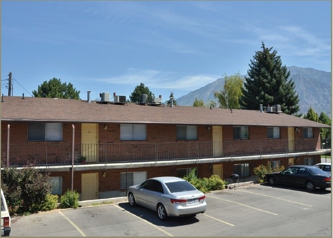 Building Photo - Mira Monta Apartments