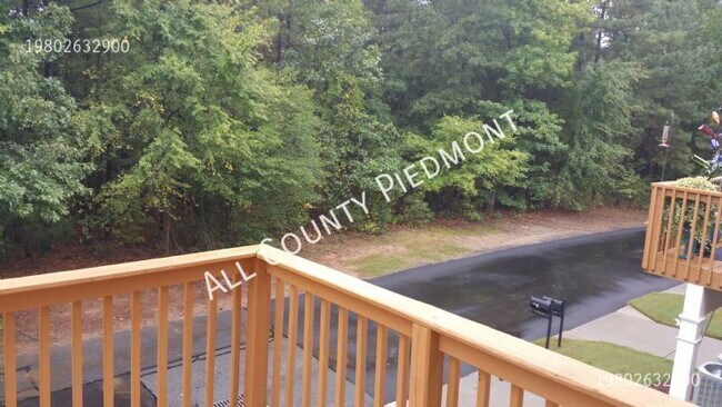 Building Photo - 10331 Winslet Dr