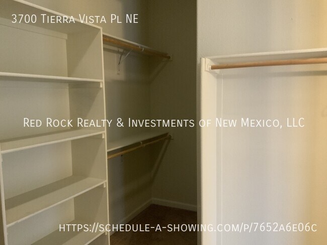 Building Photo - 3700 Tierra Vista Pl NE