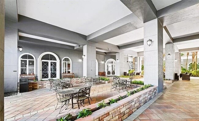 Building Photo - 700 S Harbour Island Blvd