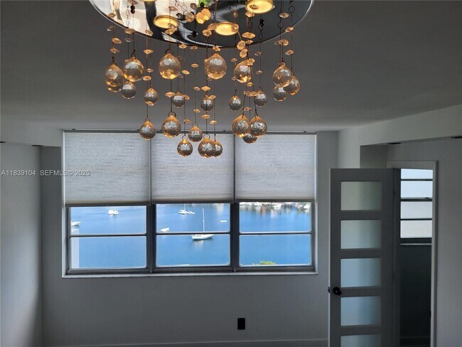 Building Photo - 137 Golden Isles Dr