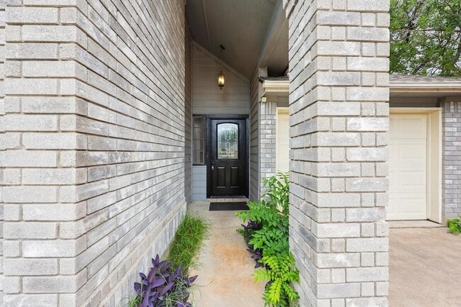 Building Photo - 14203 Anita Marie Ln