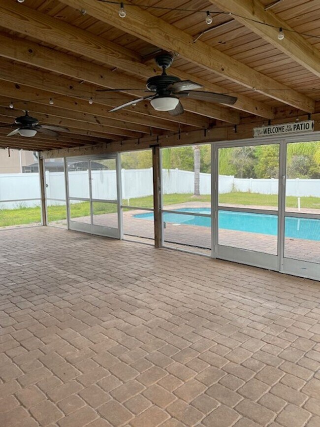 Building Photo - Kissimmee - Spacious 4/2, Pool Home