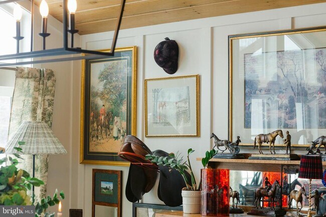 Building Photo - 13230 Falls Rd