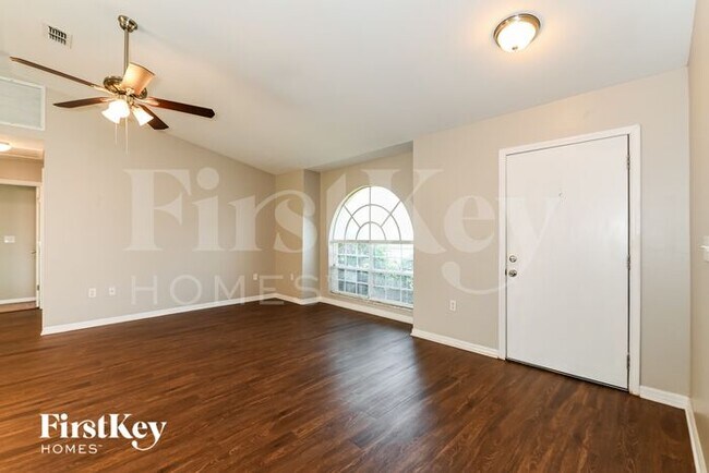 Building Photo - 18557 Wisteria Rd