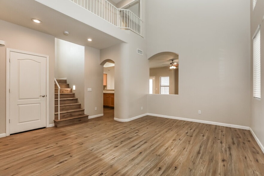 Building Photo - 7206 E Kael St