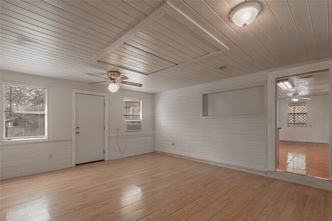 Building Photo - 1417 23rd St