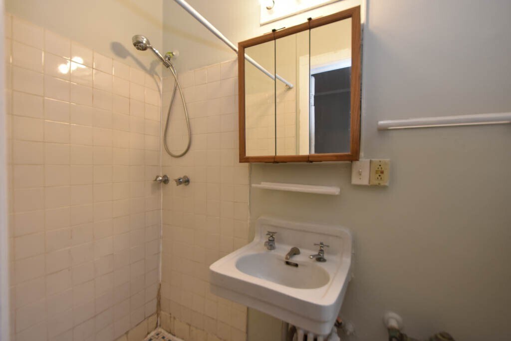 Building Photo - 3836 N Fremont St