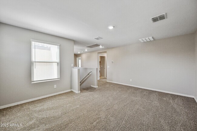 Building Photo - 8047 W Albeniz Pl