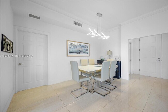 Building Photo - 3001 NE 185th St