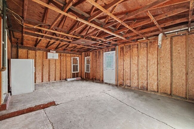 Building Photo - 9500 Ridgemoor Ave