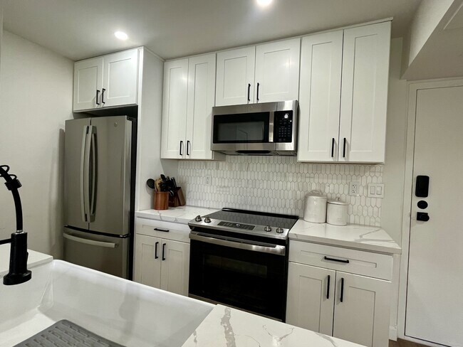 Building Photo - 6111 Rancho Mission Rd