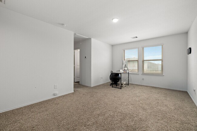 Building Photo - 5326 Shady Olive St