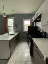 Building Photo - 808 S 17th St