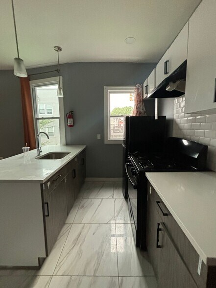 Primary Photo - 808 S 17th St