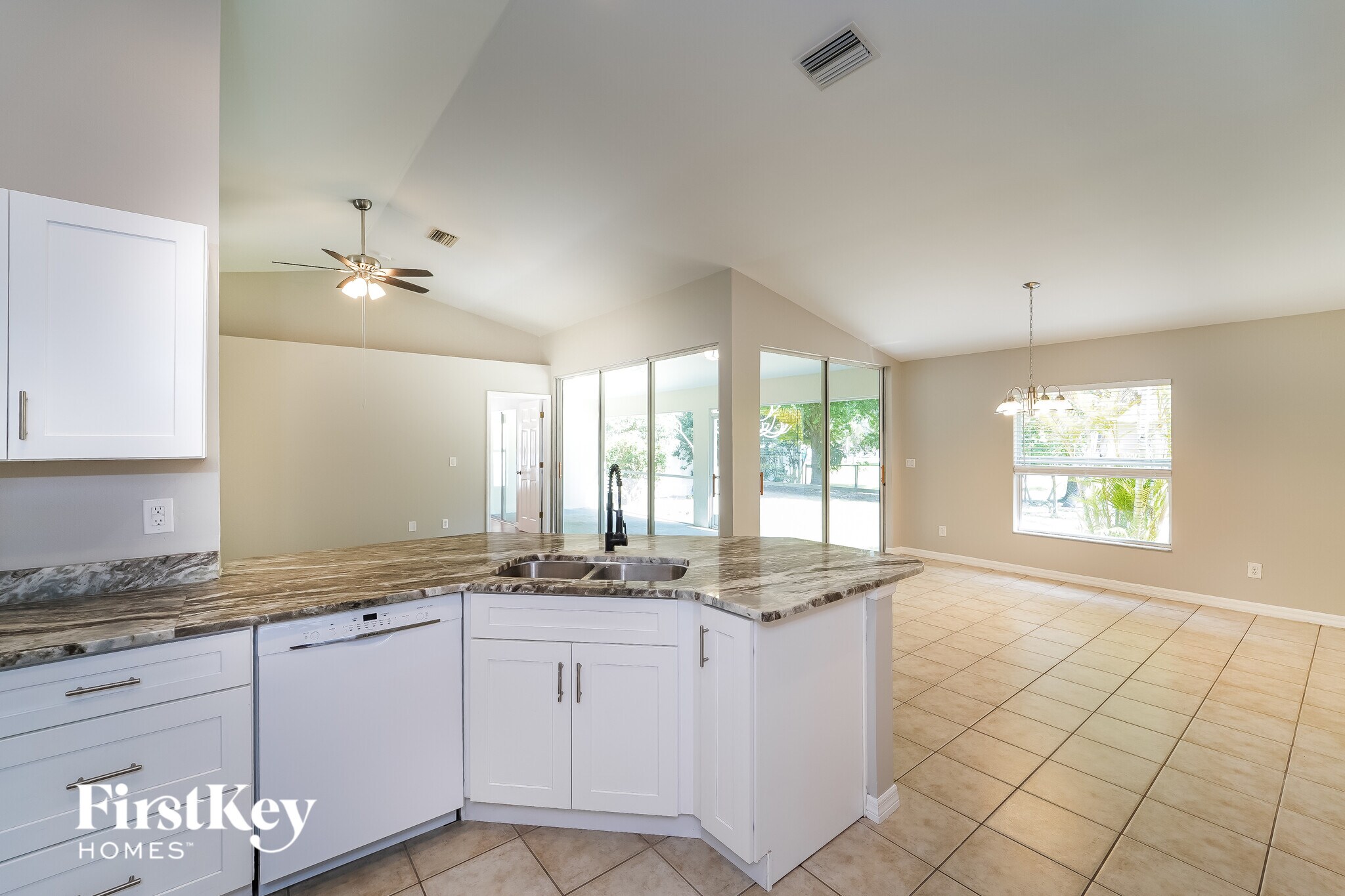 Building Photo - 1570 Waldorf Dr