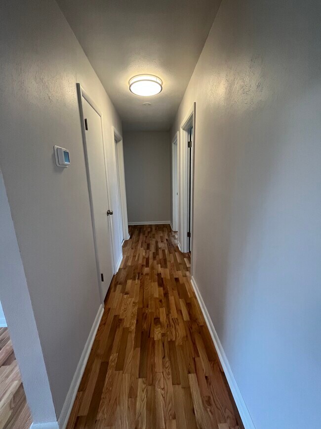 Main hallway - 1137 Tedford St SE